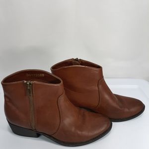 Forever 21 Ankle boots women's shoes brown size